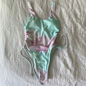 One peace swim suit